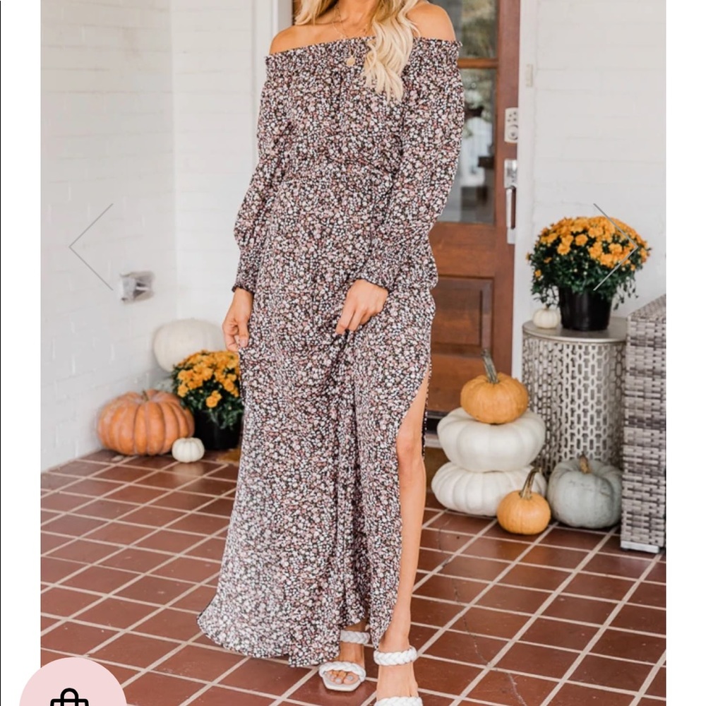 NWT Off the Shoulder Maxi Dress